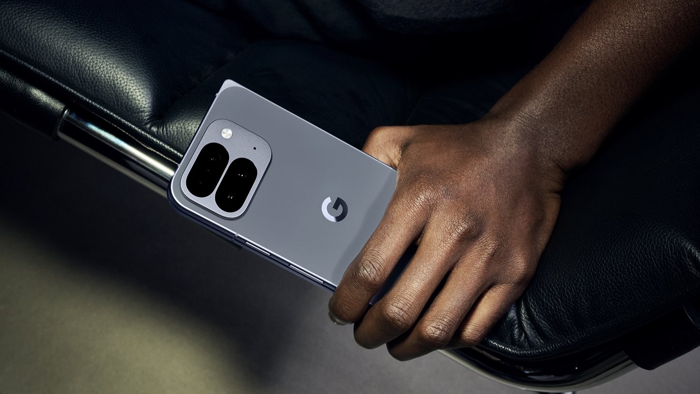 Pixel 10 Pro Fold در Moonstone