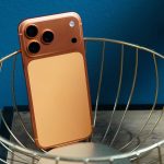 مقایسه پیکسل به پیکسل دوربین سلفی آیفون ۱۷ با آیفون ۱۶