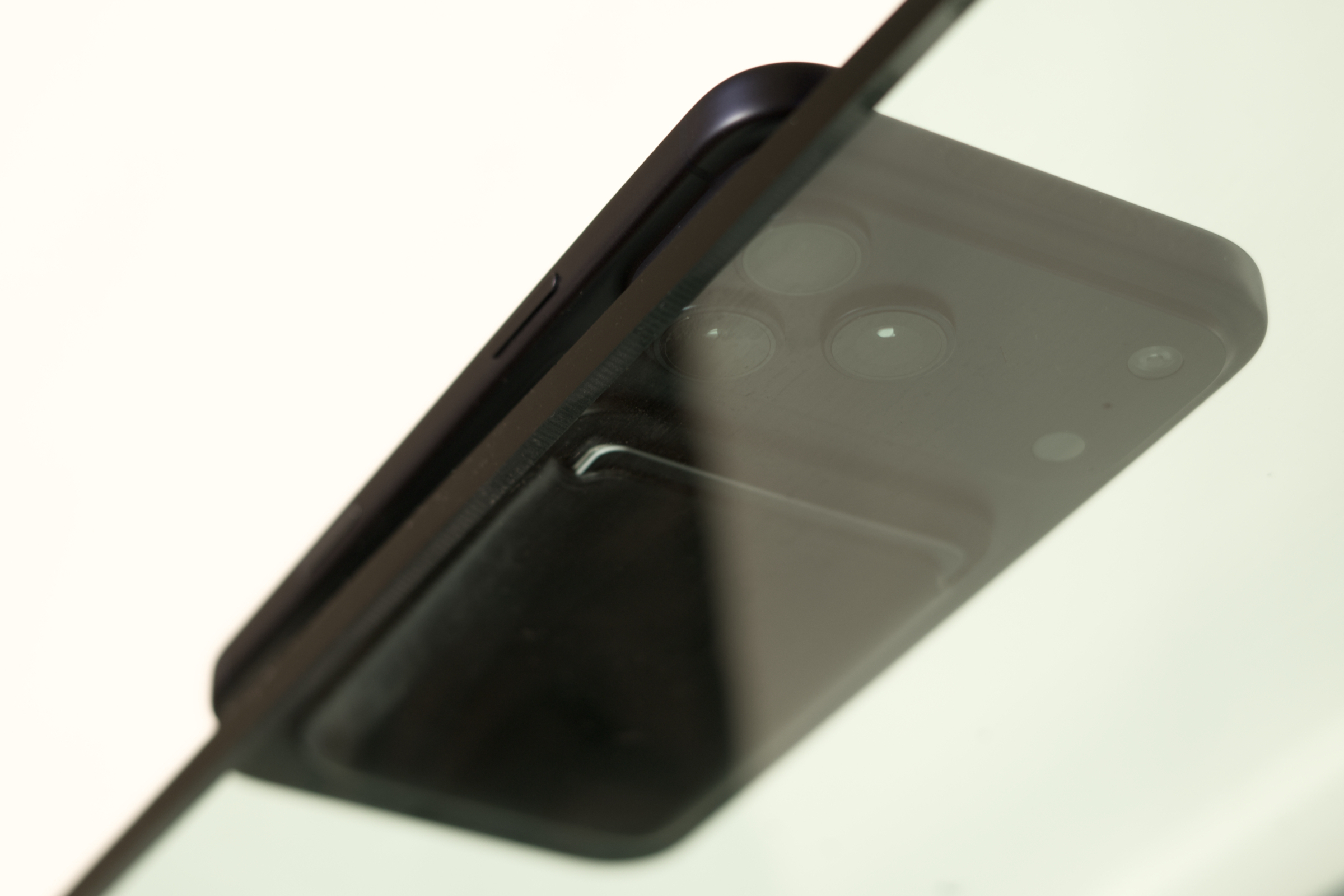 iPhone 17 Pro Max view from under a glass table