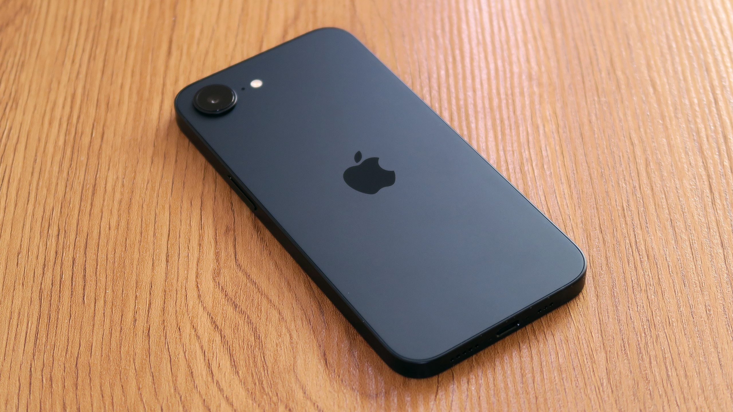 Apple iPhone 16e REVIEW back angled